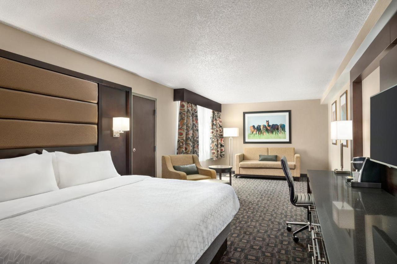 Holiday Inn Louisville East - Hurstbourne By Ihg Exterior foto